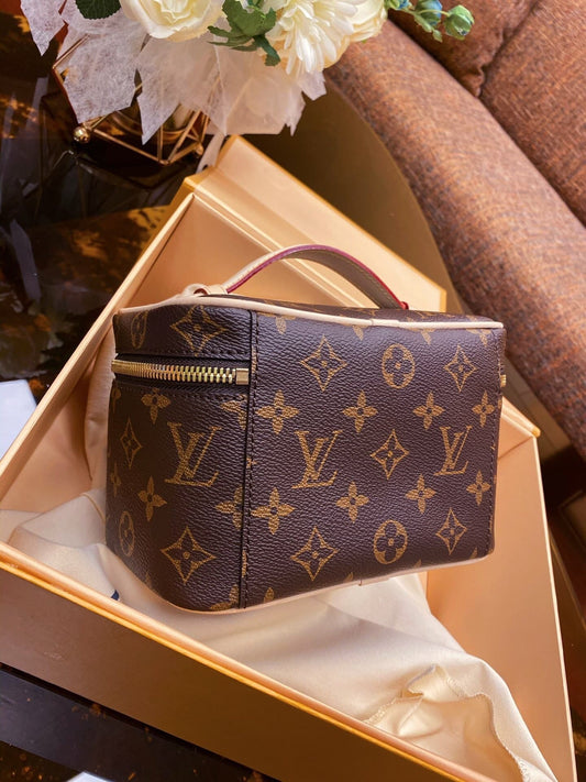 Louis Vuitton Monogram Neil Mini Makeup Bag