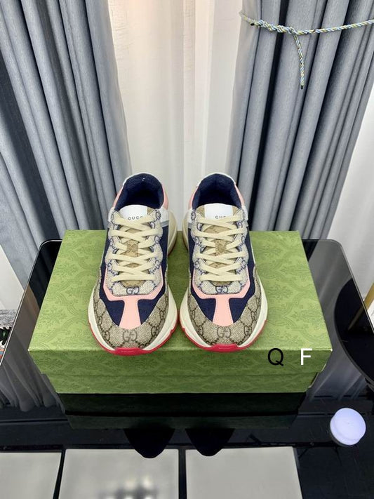 Gucci Wmns GG Rhyton 'Beige White Pink Blue'