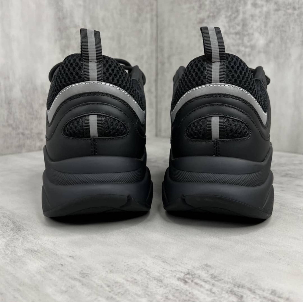 Dior B22 Black Silver