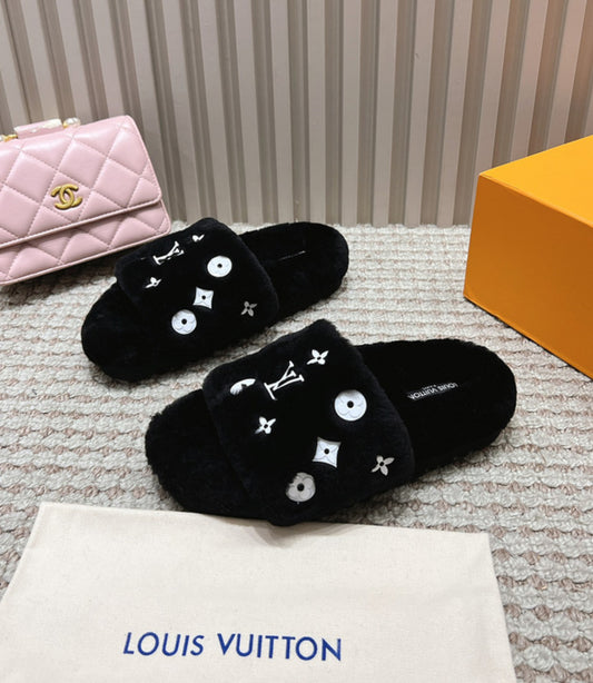 Louis Vuitton Pool Pillow Comfort Mule
