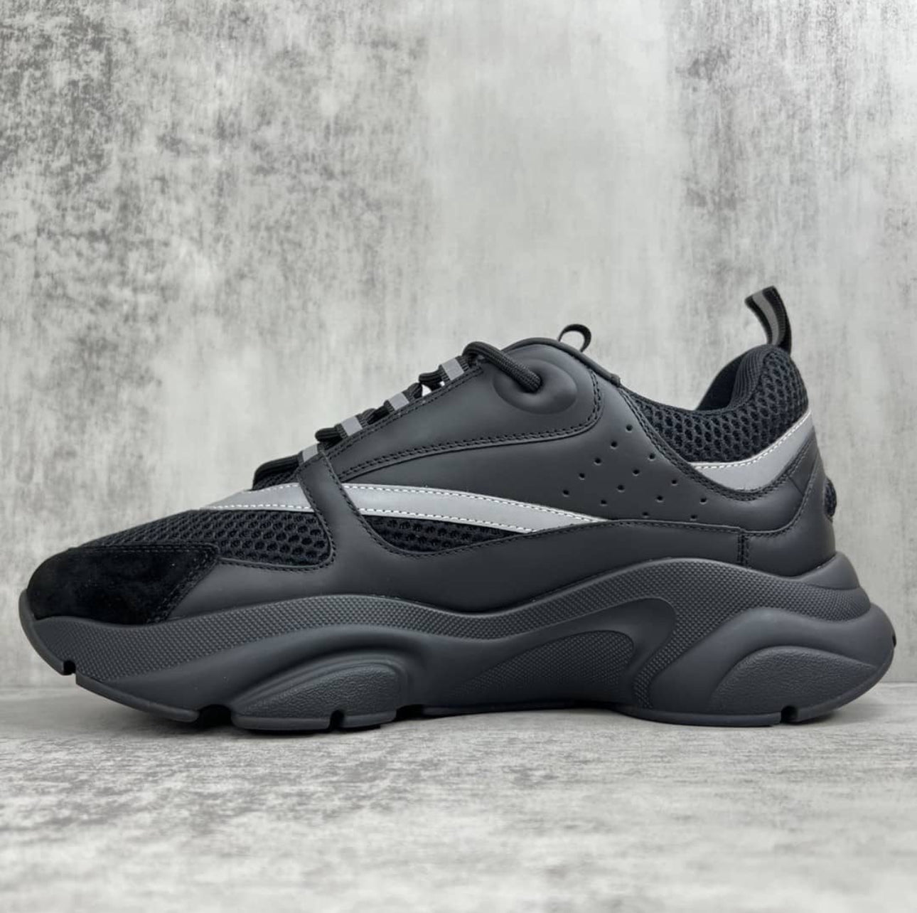 Dior B22 Black Silver