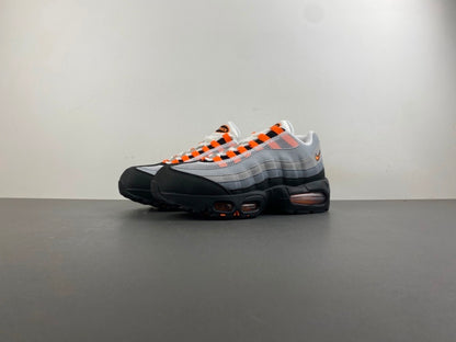 Nike Air Max 95 OG "Big Bubble Bright Mandarin"