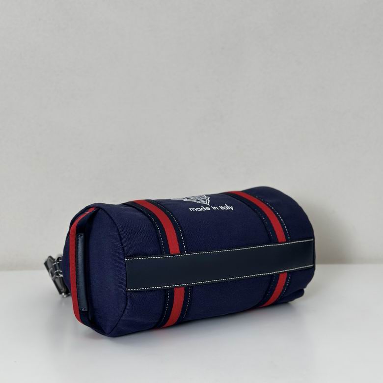 Gucci Pre-Owned Crest Printed Canvas Duffle Bag in blue canvas