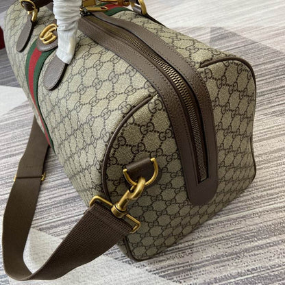 Gucci Savoy medium duffle bag in beige and dark brown