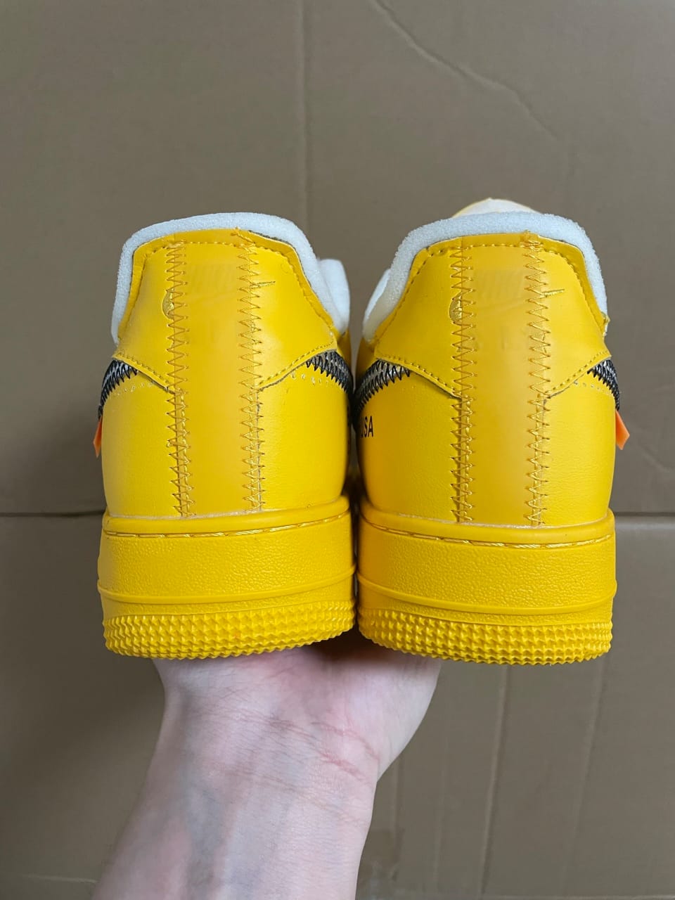 Nike Air Force 1 Low Off-White University Gold Metallic Silver