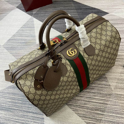Gucci Savoy medium duffle bag in beige and dark brown