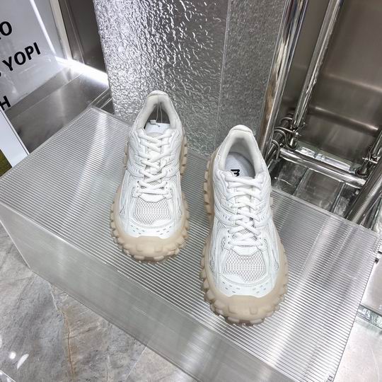 Balenciaga Bouncer Defender Beige