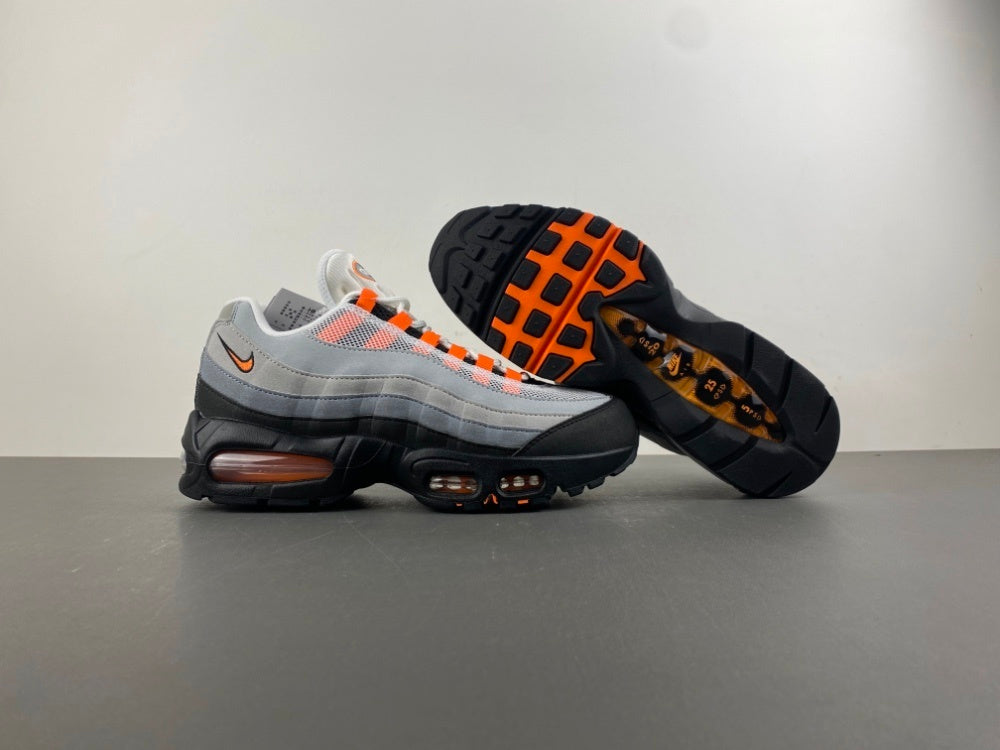 Nike Air Max 95 OG "Big Bubble Bright Mandarin"