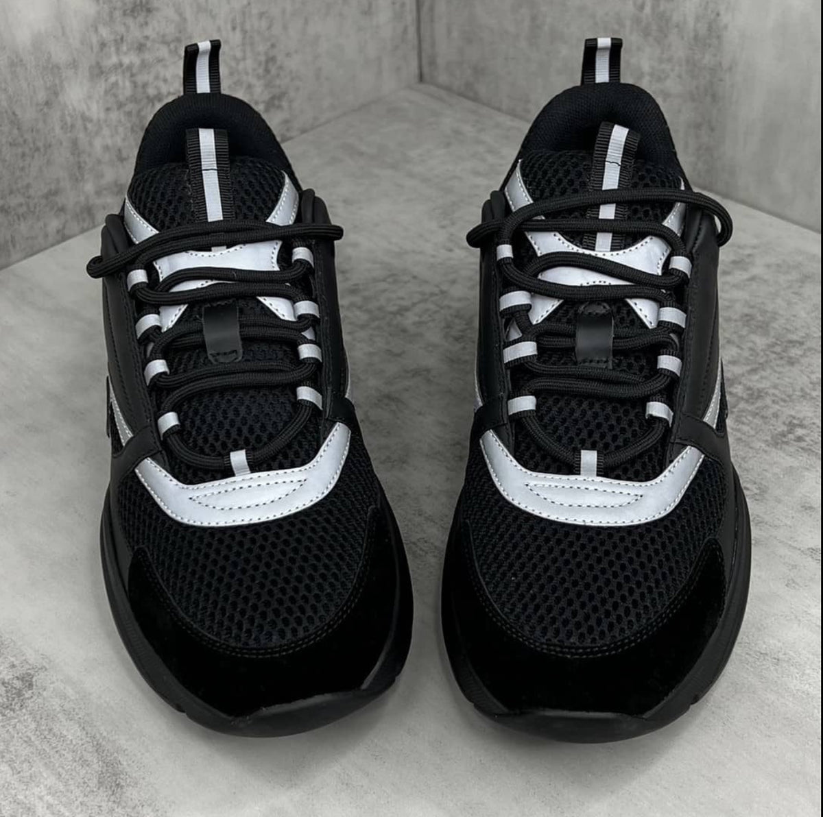 Dior B22 Black Silver